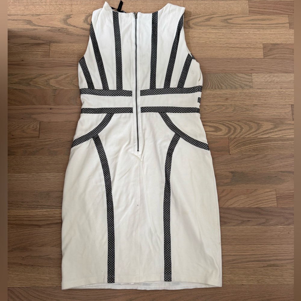 NWT BCBGMaxAzria Dress Size Large - Picture 2 of 7